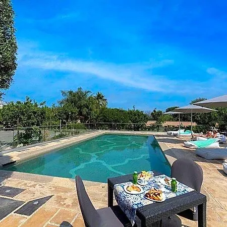招待所 Sorrentobay 4*