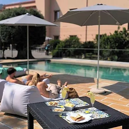Sorrentobay 招待所